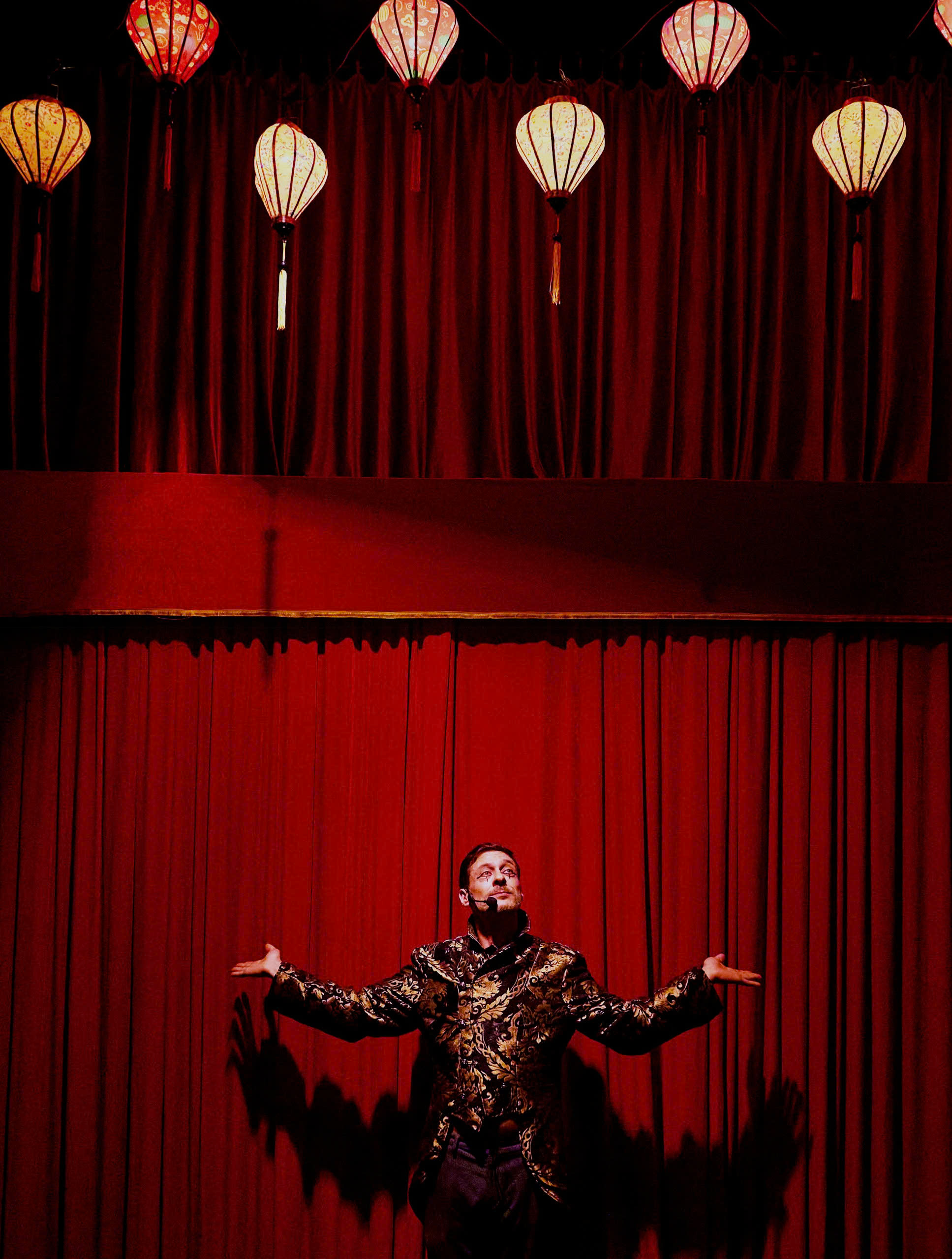 House of Legends stage